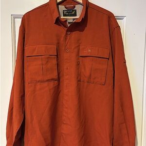 Men’s Fly Fishing Pacific Fly Button up shirt size M rust colored like new EUC